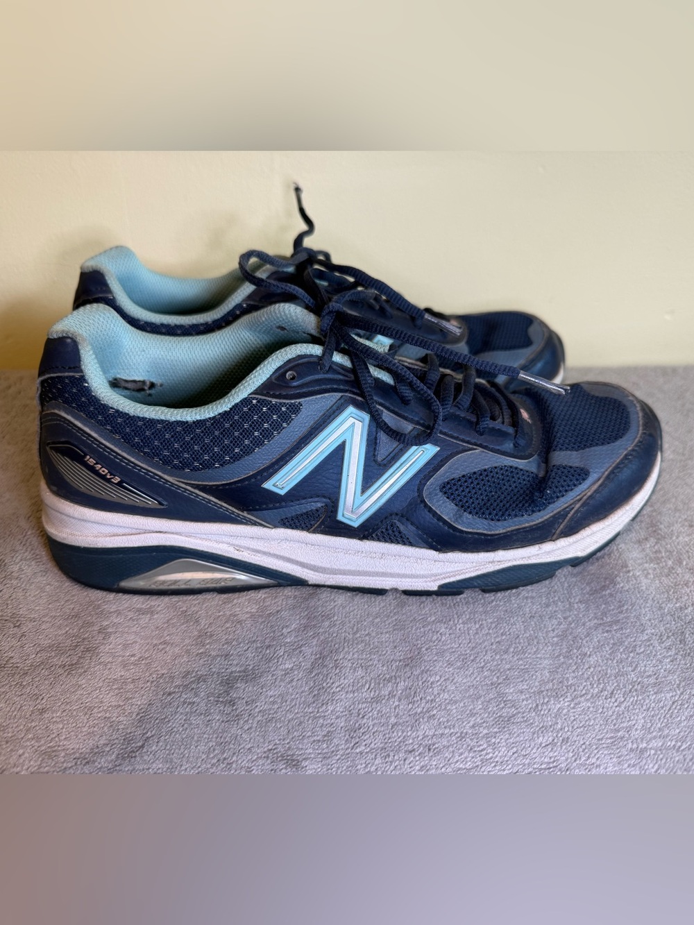 New Balance Womens 1540v3 Running Shoes Blue W1540NI3 Size 10